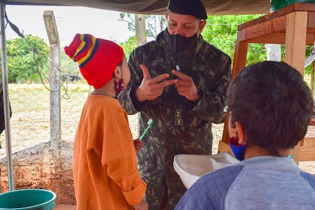 10º RCMec realiza acao civico social 2