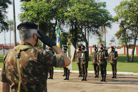 17º RC Mec Solenidade Militar de Compromisso ao 1º Posto 3