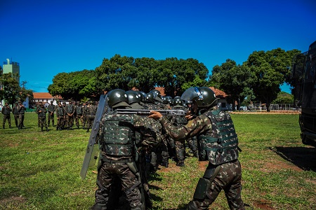 BPE realiza instruções de GLO para militares do CMO 1