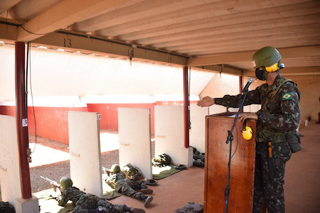 B Adm ApCMO realiza Tiro de Instrucao Basico 2