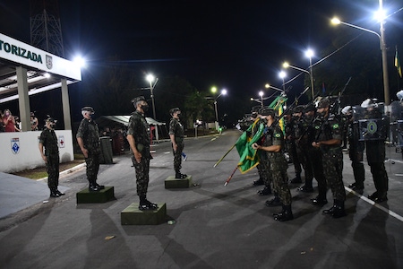 Cerimonia de inauguracao das obras realizadas na Vila Militar Perimetral 25