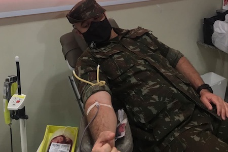 Militares da B Adm ApCMO realizam doacao de sangue 4