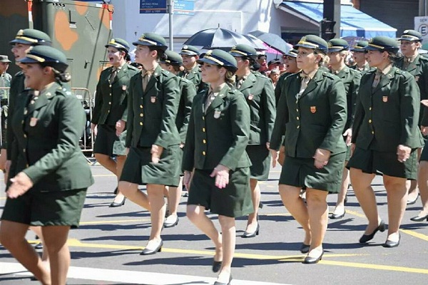 Exército Brasileiro oferece mais de 300 vagas de trabalho como oficial  temporário com oportunidades no Paraná, Concursos e Emprego