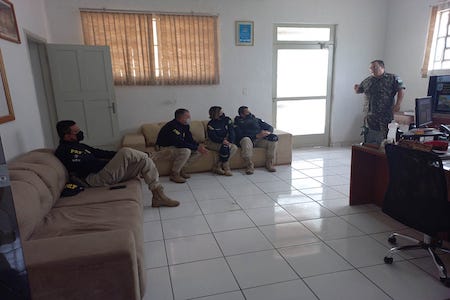 Superintendente da Policia rodoviaria Federal visita 2ª Cia Fron 2