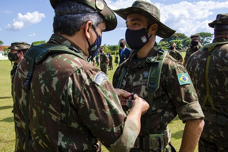 Comandante do Exército visita Forte Pantanal - DefesaNet