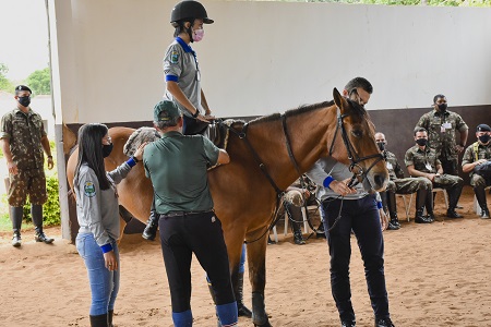 equoterapia encerramento1