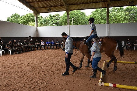 equoterapia encerramento2