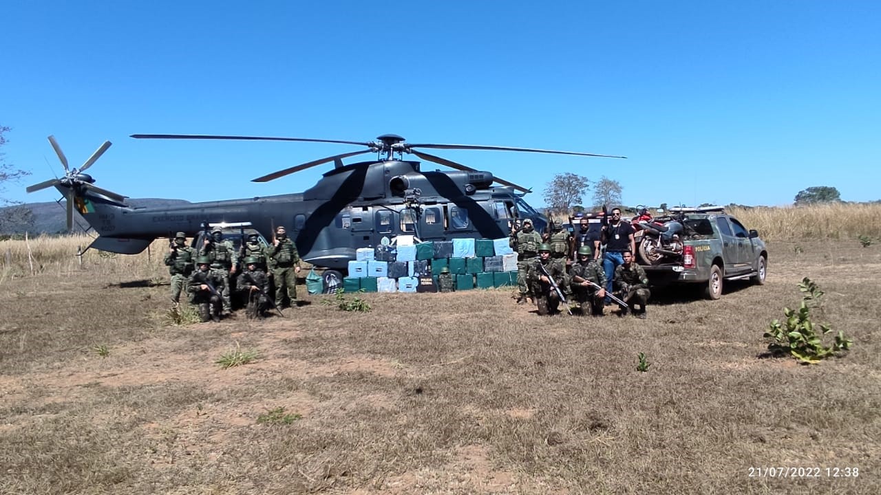 Exército quer combater o plantio de cocaína no lado brasileiro da