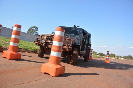 REGIMENTO DE CAVALARIA CAPACITA NOVOS MOTORISTAS MILITARES 5