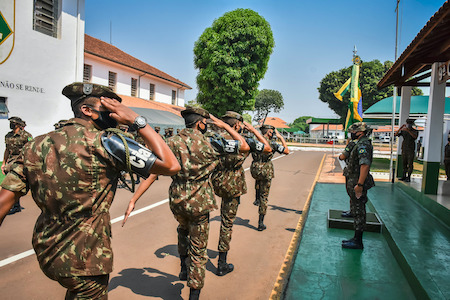 Recrutas da 9ª Cia Gd realiza juramento a Bandeira Nacional 2