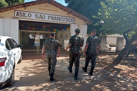 arrecadação de agasalhos 3